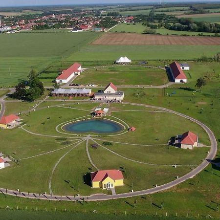 Chalets Franciska Major, Pro Village Sopronkovesd Exterior foto